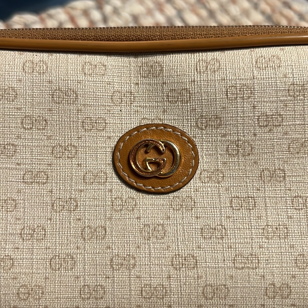 Gucci Pouch - Picture 2 of 12